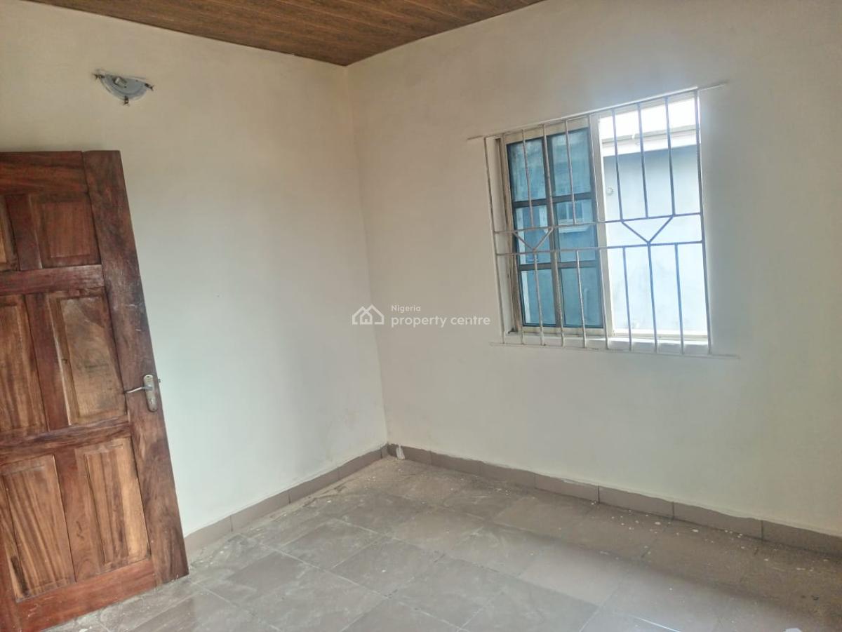Pay and Pack in Spacious Mini Flat Upstairs with 2 Toilets, Imalete Alafia, Ibeju Lekki, Lagos, Mini Flat (room and Parlour) for Rent