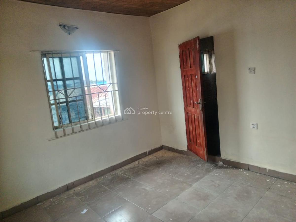Pay and Pack in Spacious Mini Flat Upstairs with 2 Toilets, Imalete Alafia, Ibeju Lekki, Lagos, Mini Flat (room and Parlour) for Rent