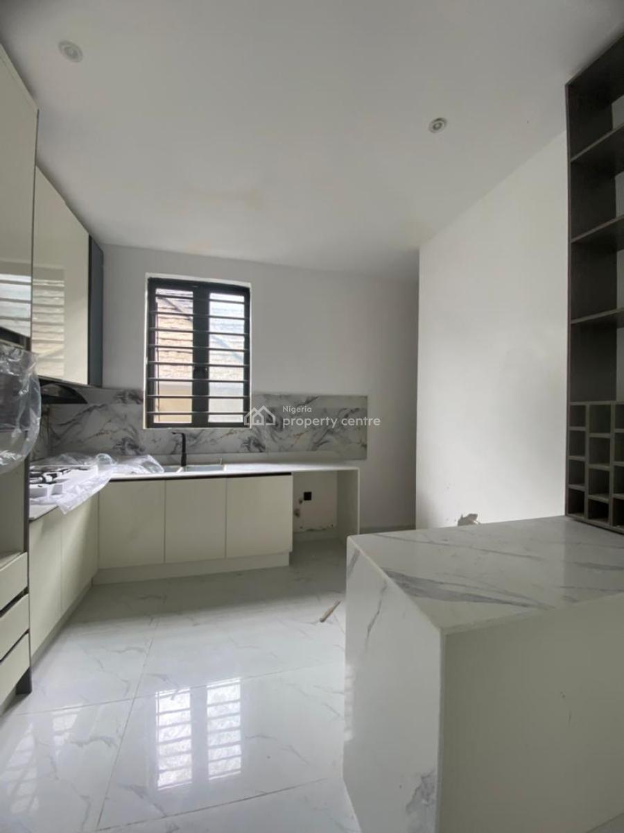 3 Bedroom Apartment with Bq, Freedom Way, Lekki Phase 1, Lekki, Lagos, Flat / Apartment for Sale