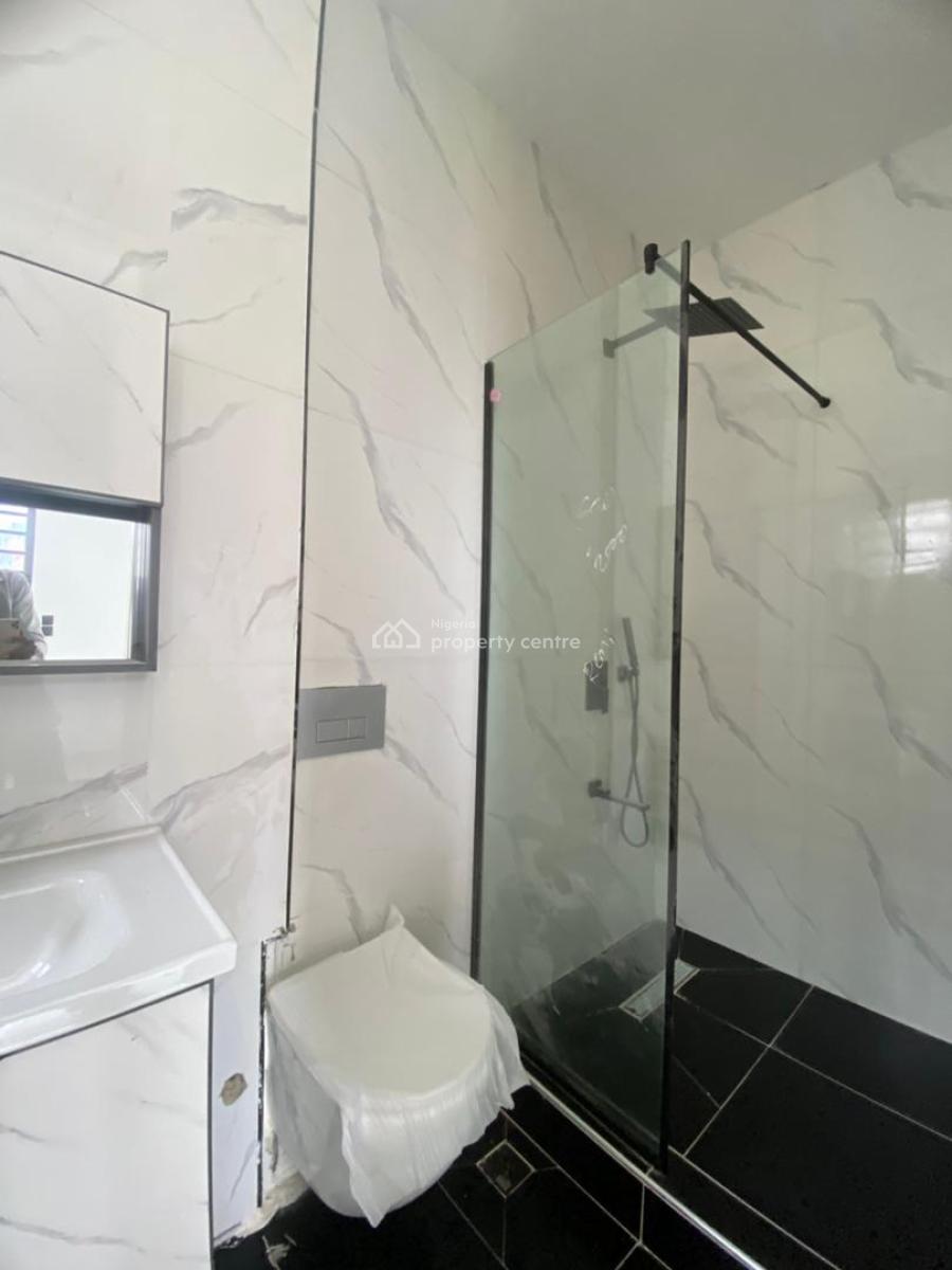 3 Bedroom Apartment with Bq, Freedom Way, Lekki Phase 1, Lekki, Lagos, Flat / Apartment for Sale