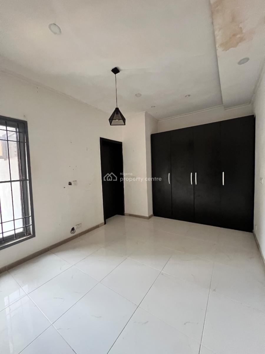 Spacious 1 Bedroom Apartment, Marwa, Lekki Phase 1, Lekki, Lagos, Mini Flat (room and Parlour) for Rent