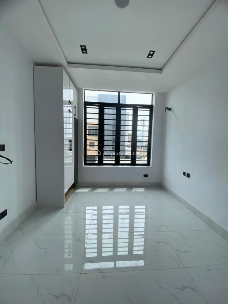 2 Bedroom Apartment, Freedom Way, Lekki Phase 1, Lekki, Lagos, Flat / Apartment for Sale