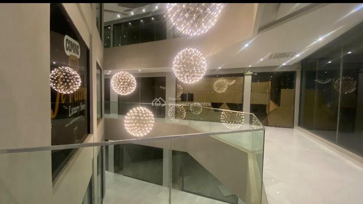 Luxury and Spacious Shop Space., Lekki Phase 1, Lekki, Lagos, Shop for Rent