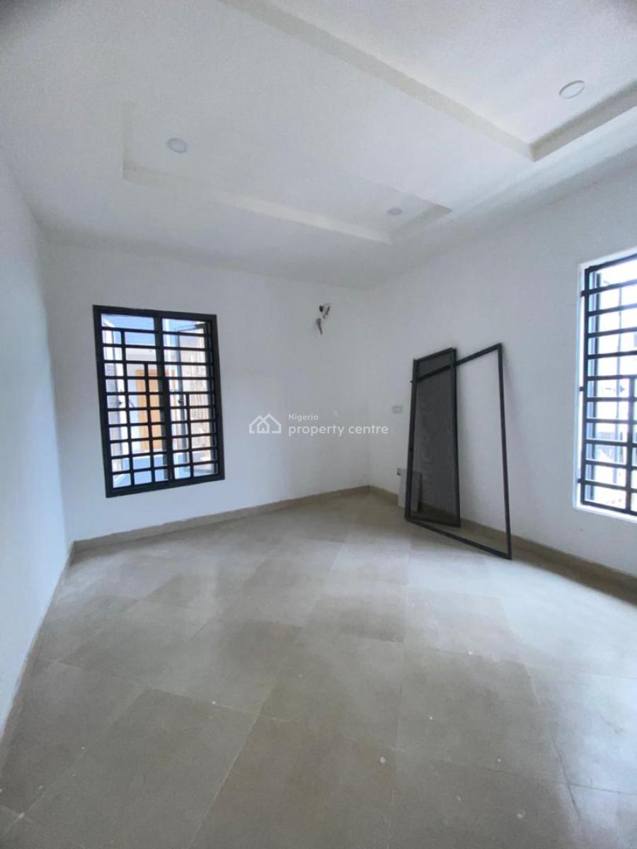 4 Bedroom Apartment, Freedom Way, Lekki Phase 1, Lekki, Lagos, Flat / Apartment for Sale