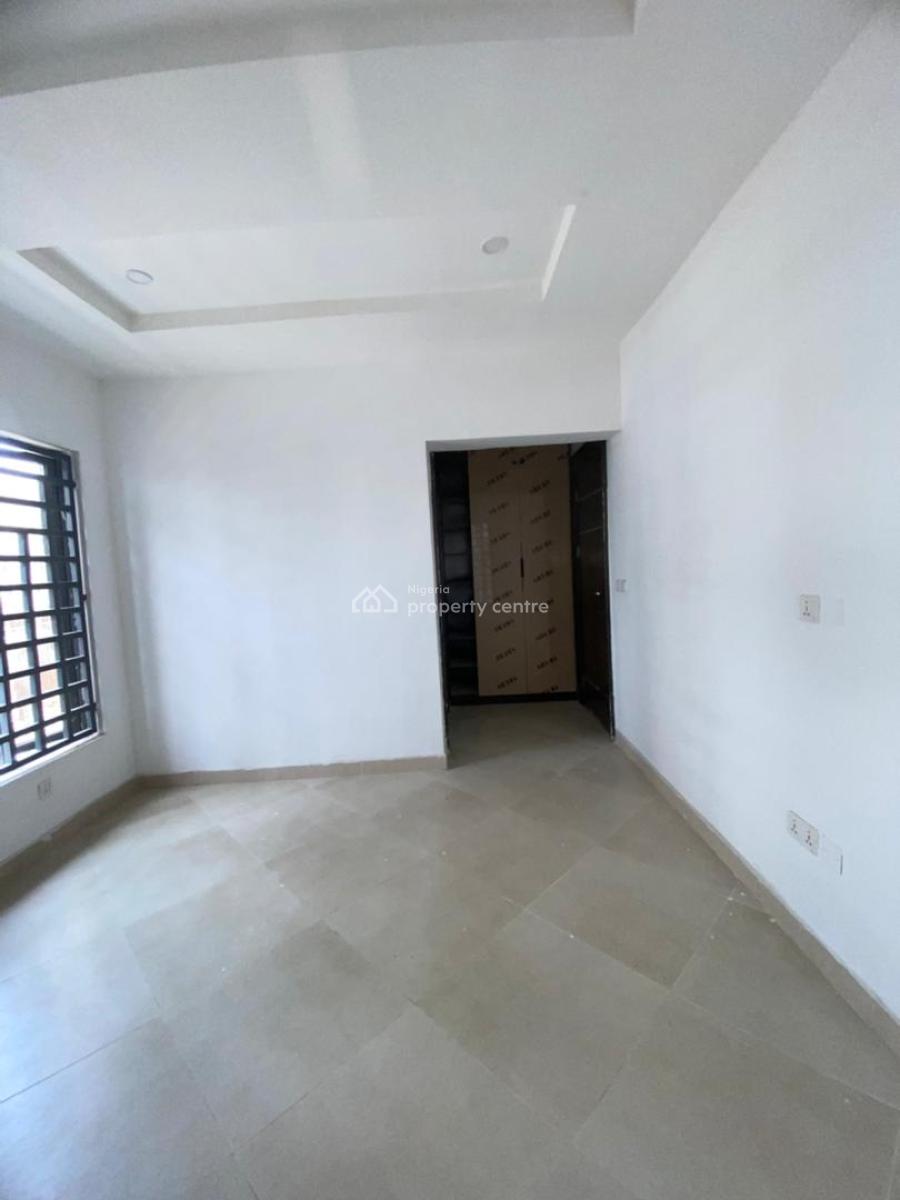 4 Bedroom Apartment, Freedom Way, Lekki Phase 1, Lekki, Lagos, Flat / Apartment for Sale
