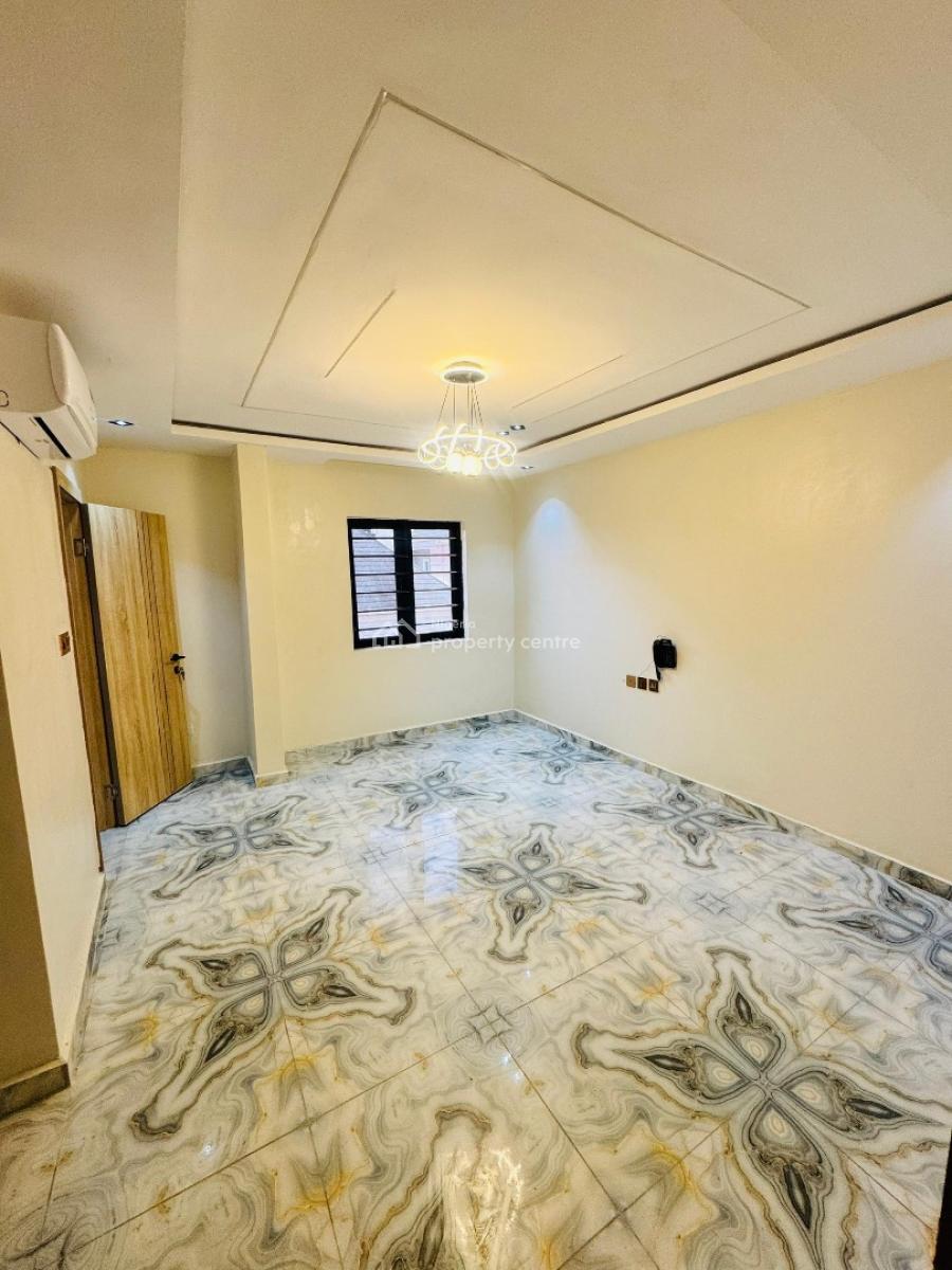 Newly Built Studio Apartment, Surulere, Lagos, Block of Flats for Sale