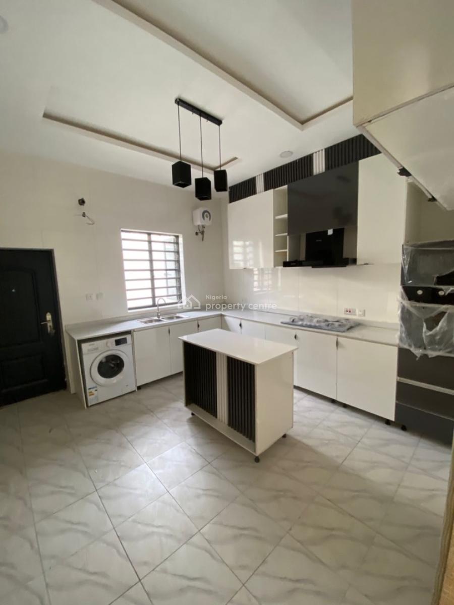 4 Bedroom, Vgc, Lekki, Lagos, Terraced Duplex for Sale