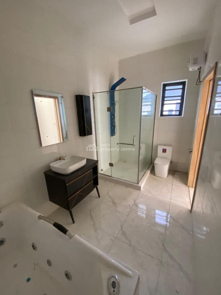 4 Bedroom, Vgc, Lekki, Lagos, Terraced Duplex for Sale