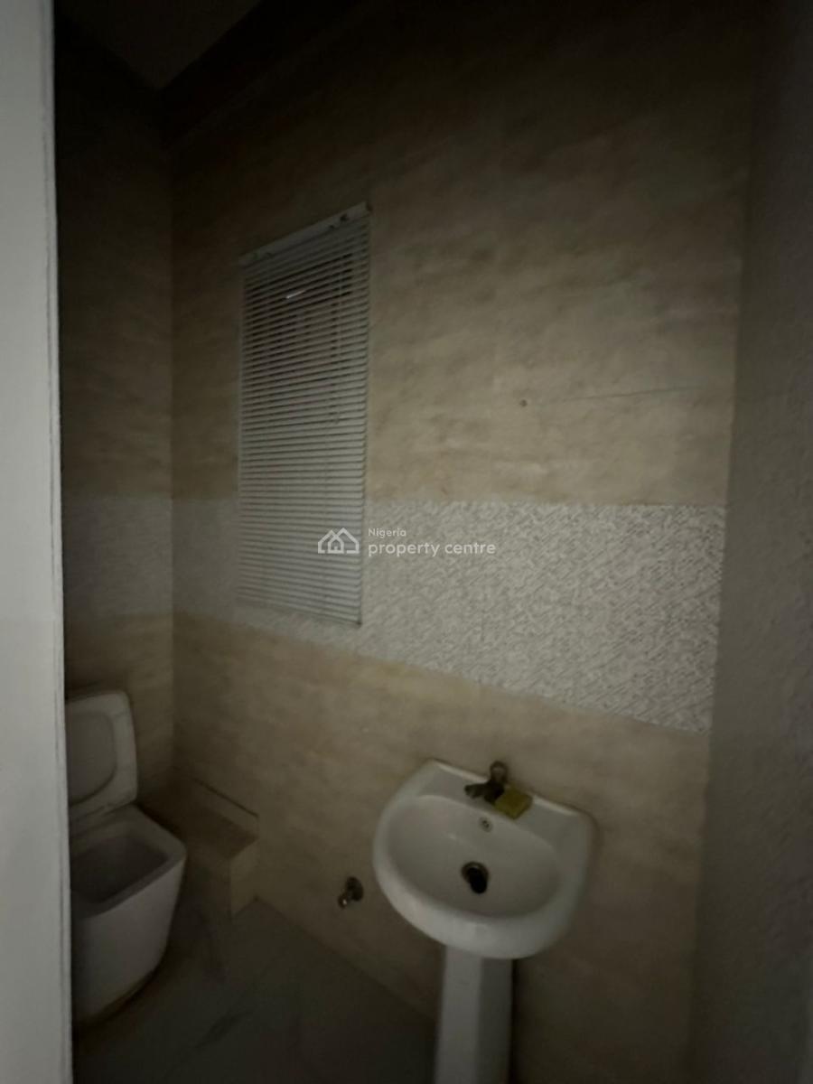 2 Bedroom Apartment with Bq, Lekki Phase 1, Lekki, Lagos, Flat / Apartment for Sale