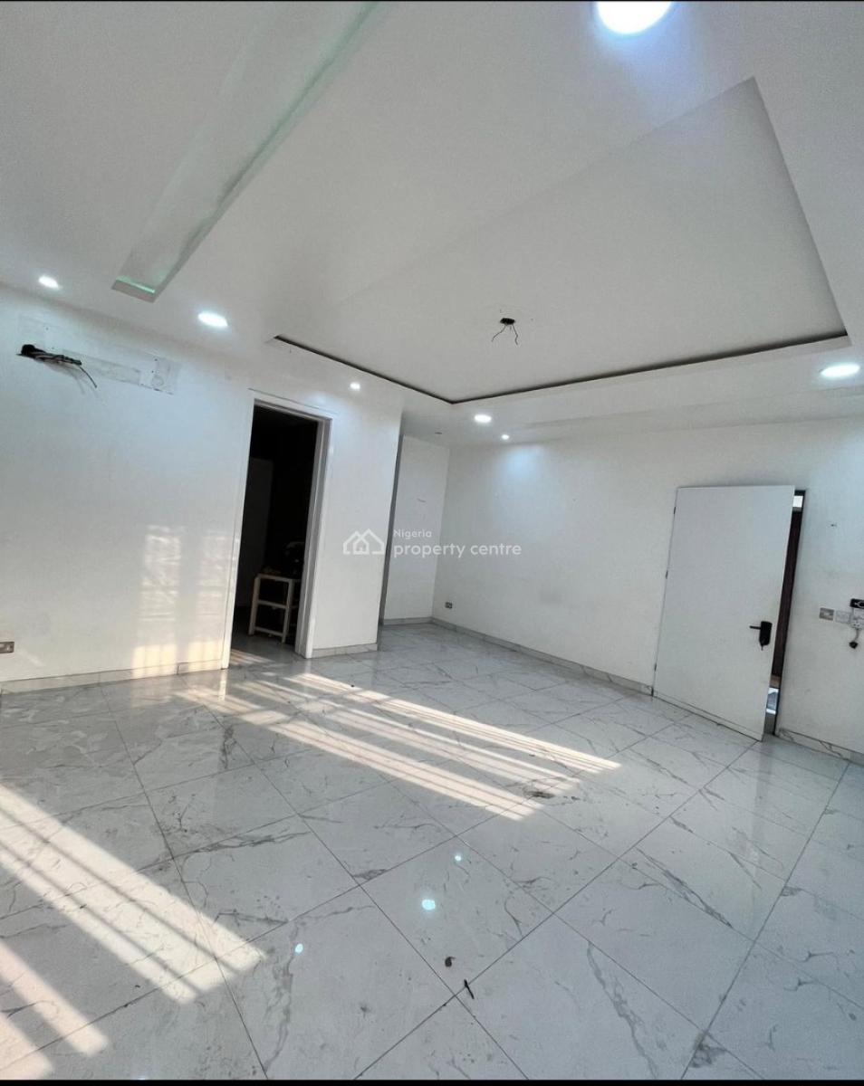 2 Bedroom Apartment with Bq, Lekki Phase 1, Lekki, Lagos, Flat / Apartment for Sale