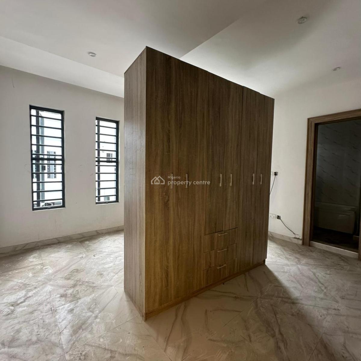 Spacious 4 Bedroom Terrace Duplex with Excellent Finishing, Abraham Adesanya Road, Ajah, Lagos, Terraced Duplex for Sale