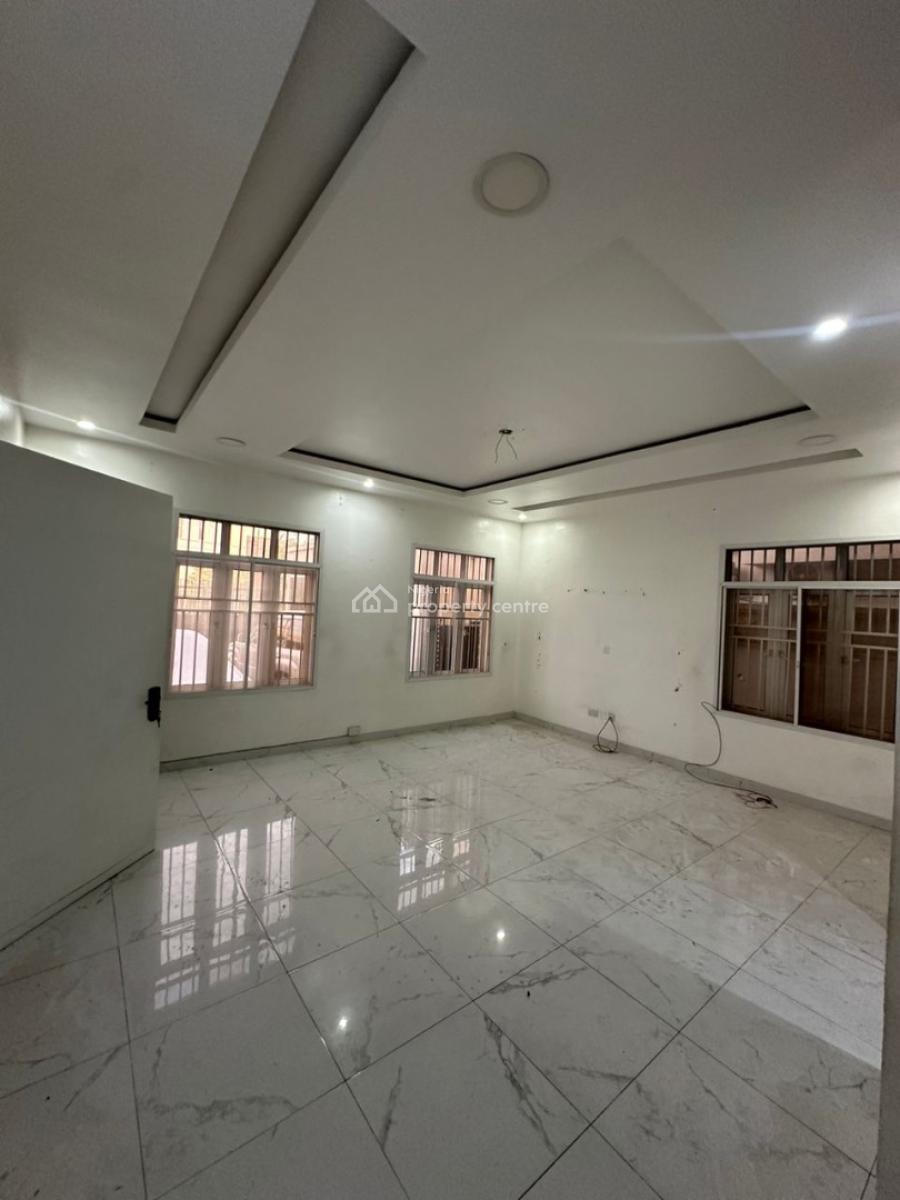 2 Bedroom Apartment with Bq, Lekki Phase 1, Lekki, Lagos, Flat / Apartment for Sale