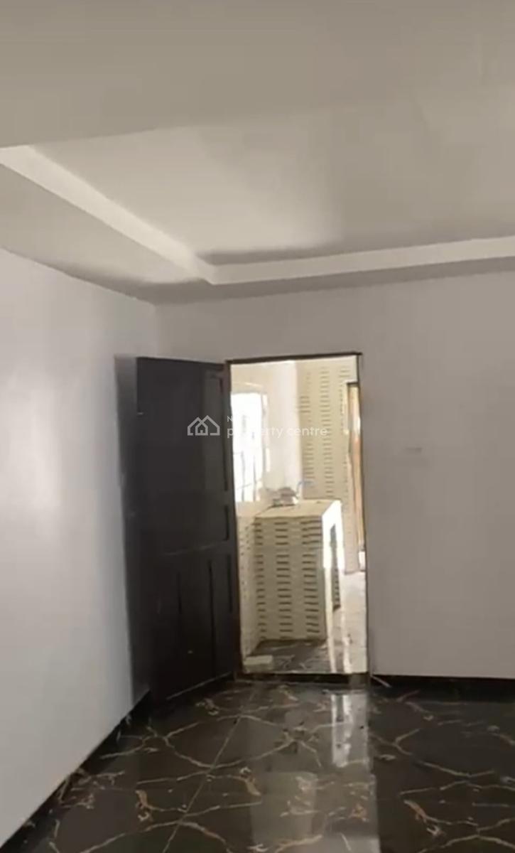 Clean and Spacious Spacious Room Selfcon { Video}, United Estate, Sangotedo, Ajah, Lagos, Self Contain (single Rooms) for Rent