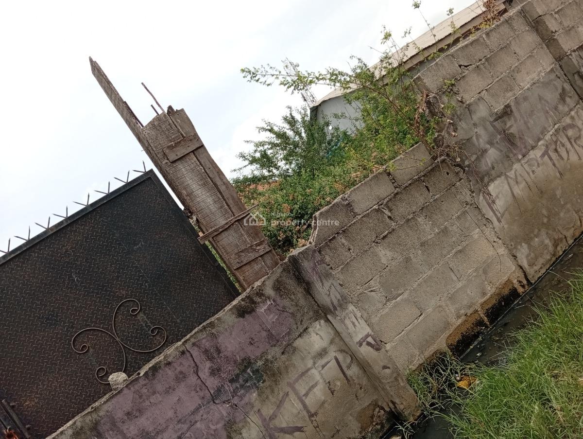 Half Plot of Land, Off Oshiforlarin Street, Akoka, Yaba, Lagos, Residential Land for Sale