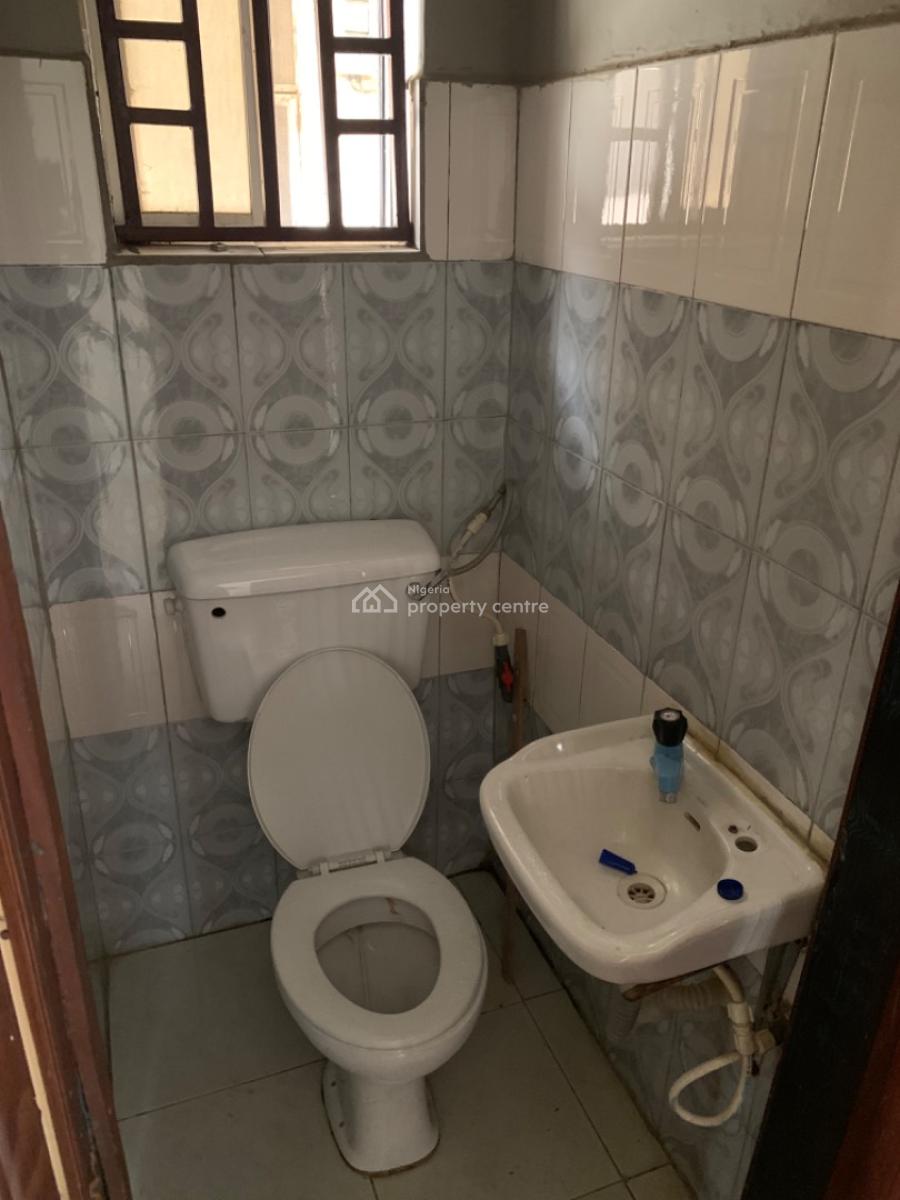 Luxury 2 Bedroom Flat, Olowora, Magodo, Lagos, Flat / Apartment for Rent