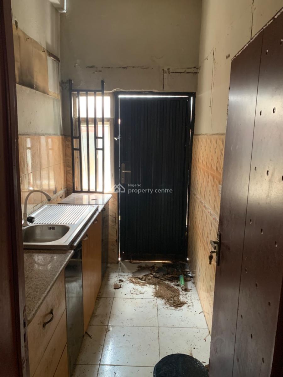 Luxury 2 Bedroom Flat, Olowora, Magodo, Lagos, Flat / Apartment for Rent