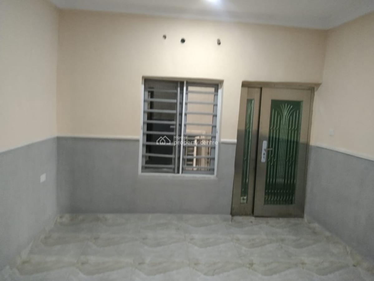 Suger Land  2bd Flat, Adekunle By Third Mainland Bridge, Adekunle, Yaba, Lagos, Flat / Apartment for Rent