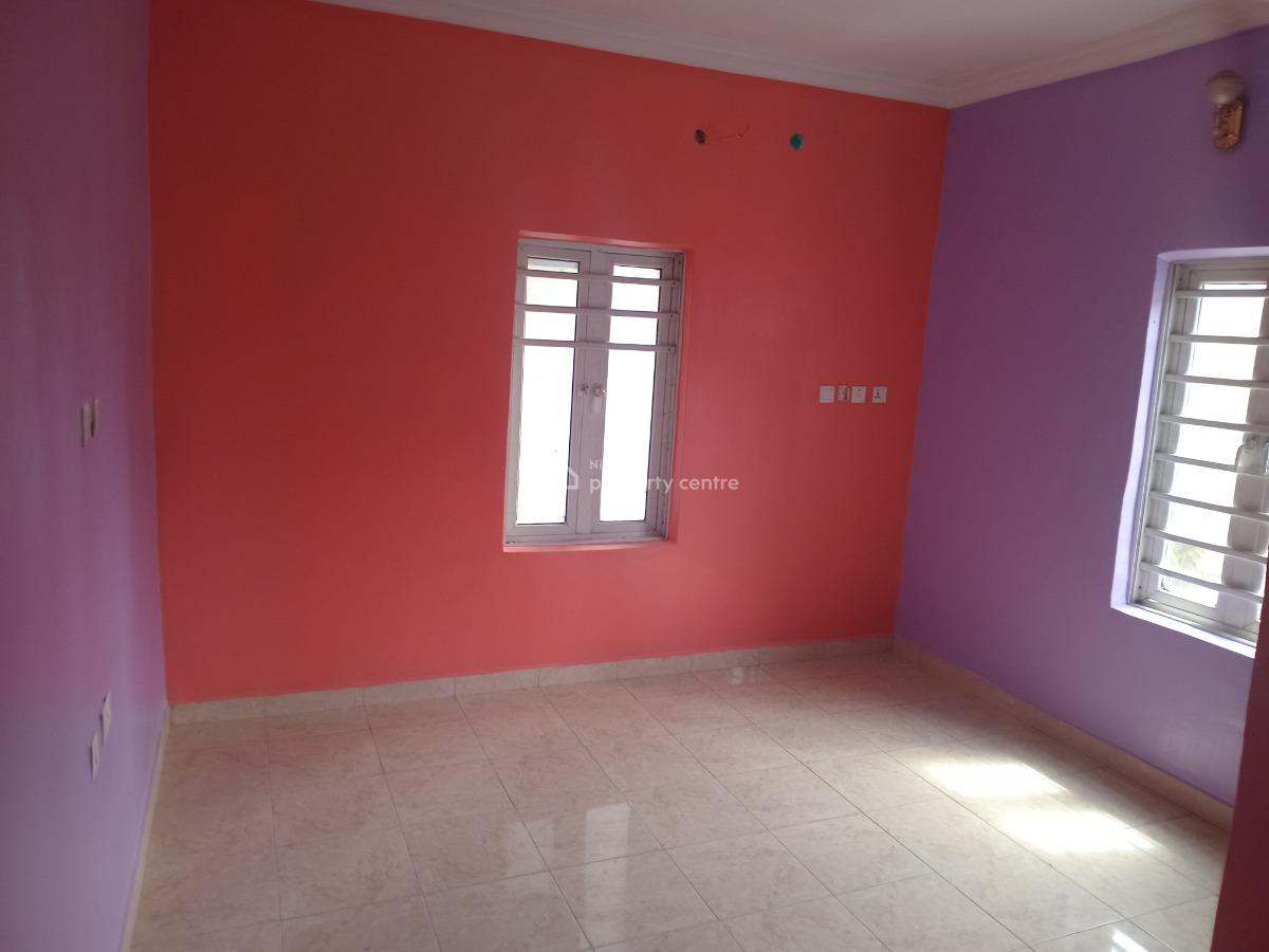 Suger Land  2bd Flat, Adekunle By Third Mainland Bridge, Adekunle, Yaba, Lagos, Flat / Apartment for Rent