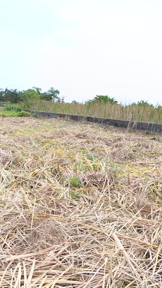 Smart 100% Dry Land By 360+ Sqm., in a Estate at Ogombo Abraham Adesanya Axis Ajah Lagos., Ajah, Lagos, Mixed-use Land for Sale