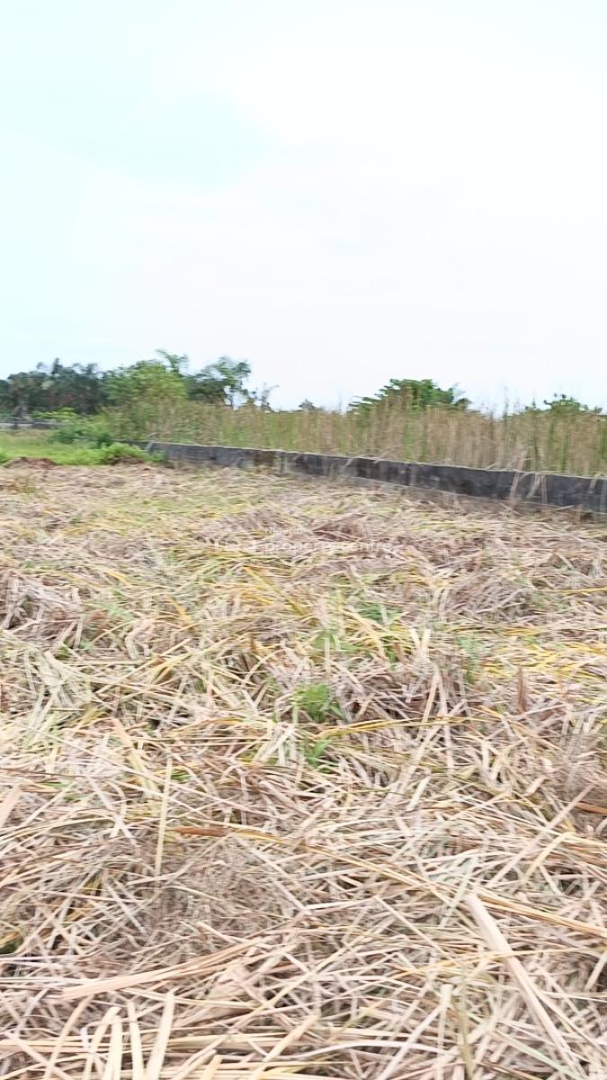 Smart 100% Dry Land By 360+ Sqm., in a Estate at Ogombo Abraham Adesanya Axis Ajah Lagos., Ajah, Lagos, Mixed-use Land for Sale