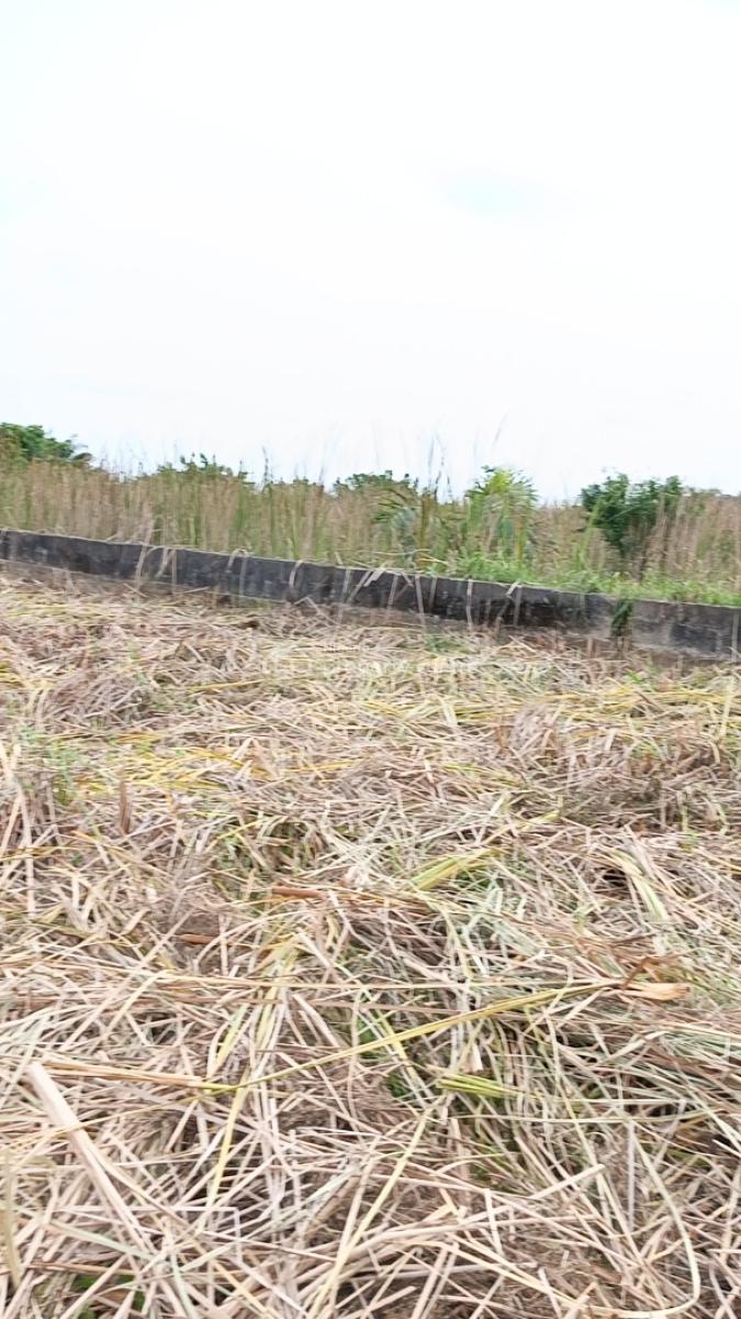 Smart 100% Dry Land By 360+ Sqm., in a Estate at Ogombo Abraham Adesanya Axis Ajah Lagos., Ajah, Lagos, Mixed-use Land for Sale