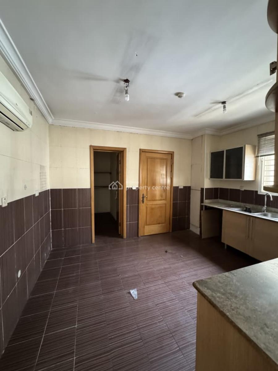 4 Units of 3 Bedroom Apartments in Lekki Phase 1, Lekki Phase 1, Lekki, Lagos, Flat / Apartment for Rent