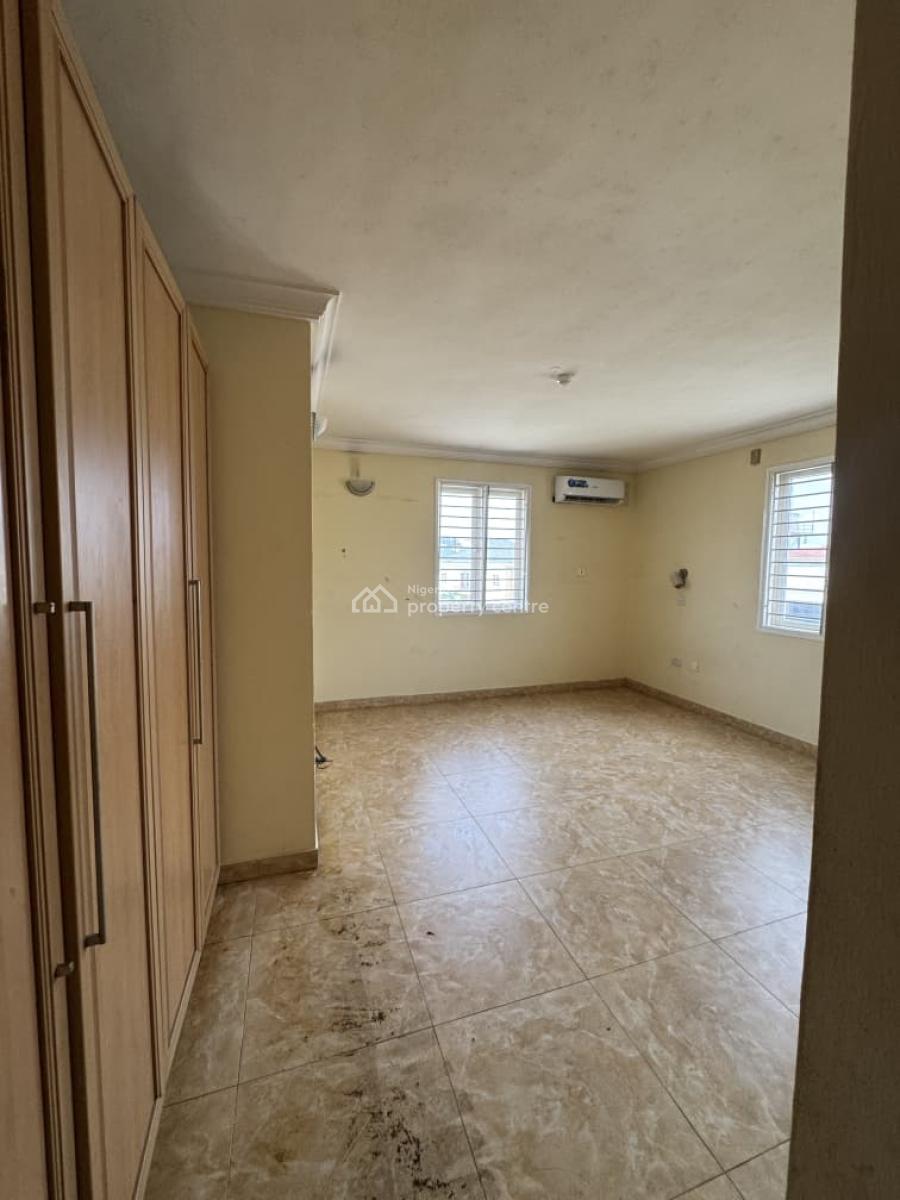 4 Units of 3 Bedroom Apartments in Lekki Phase 1, Lekki Phase 1, Lekki, Lagos, Flat / Apartment for Rent