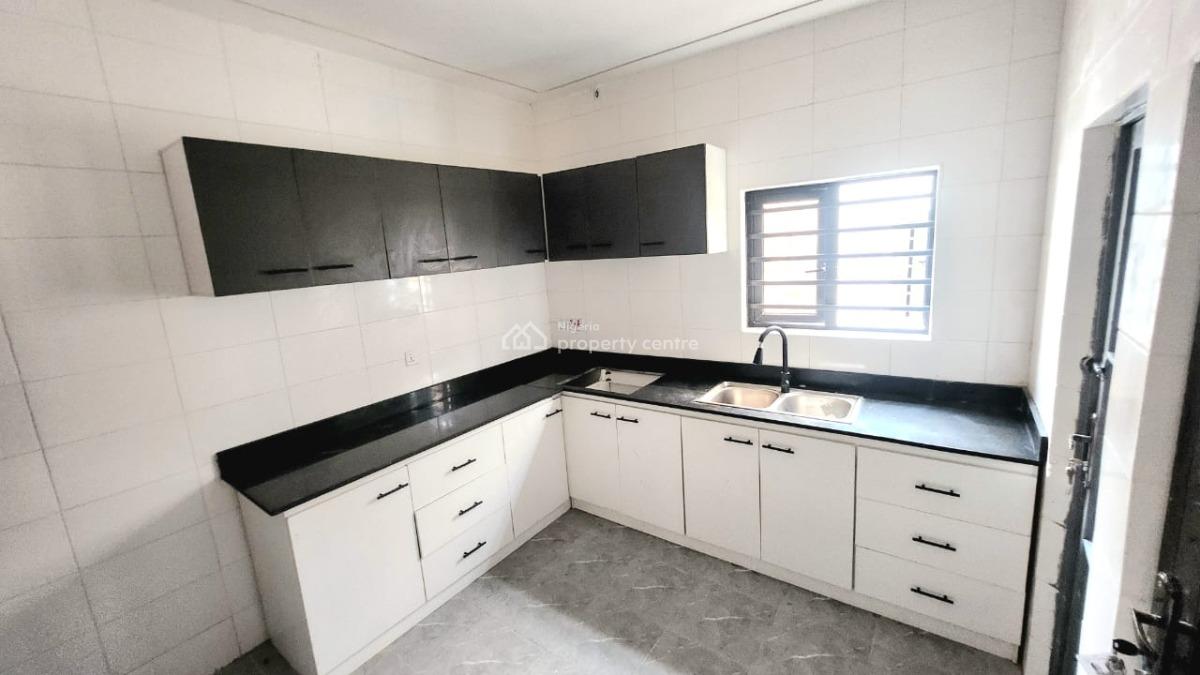 2 Bedroom Flat, Ologolo, Lekki, Lagos, Flat / Apartment for Sale