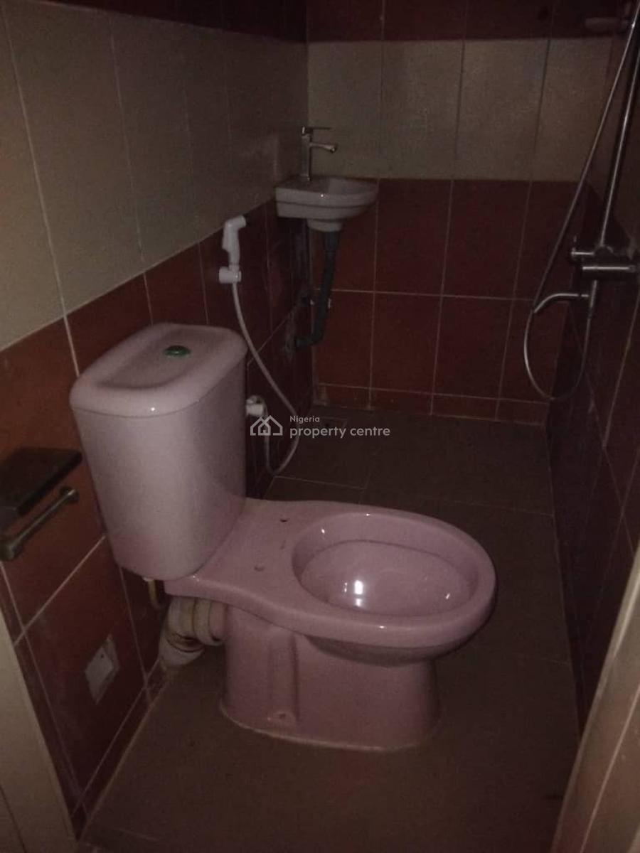 Room Self Contain, Alpha Beach Road Before Chevron, Lekki, Lagos, Self Contain (single Rooms) for Rent
