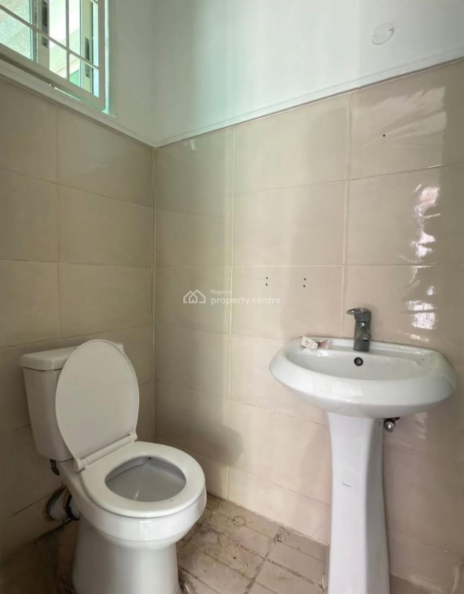 Well Maintained 4 Bedroom Terraced Duplex with General Swimming Pool, Lekki Phase 1, Lekki, Lagos, Terraced Duplex for Rent