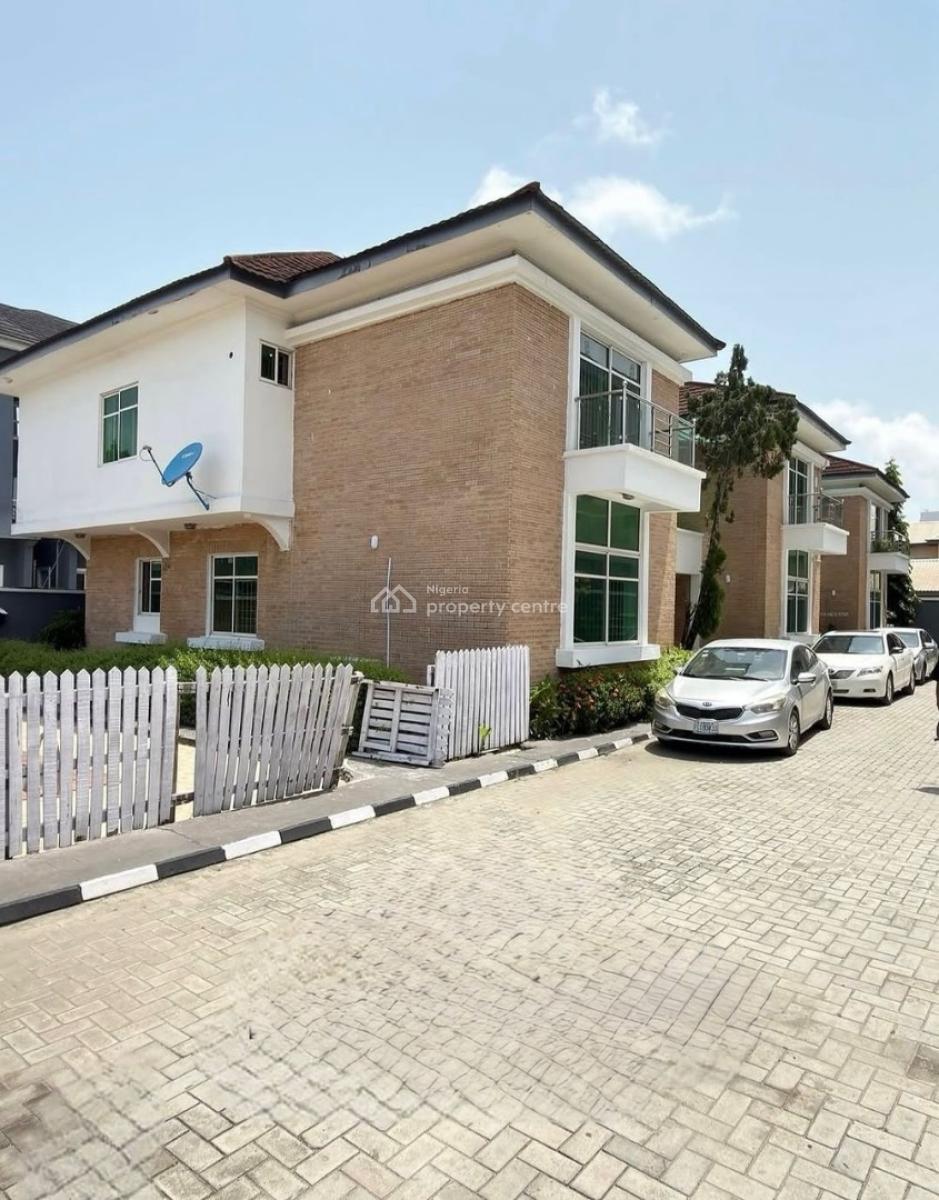 Well Maintained 4 Bedroom Terraced Duplex with General Swimming Pool, Lekki Phase 1, Lekki, Lagos, Terraced Duplex for Rent