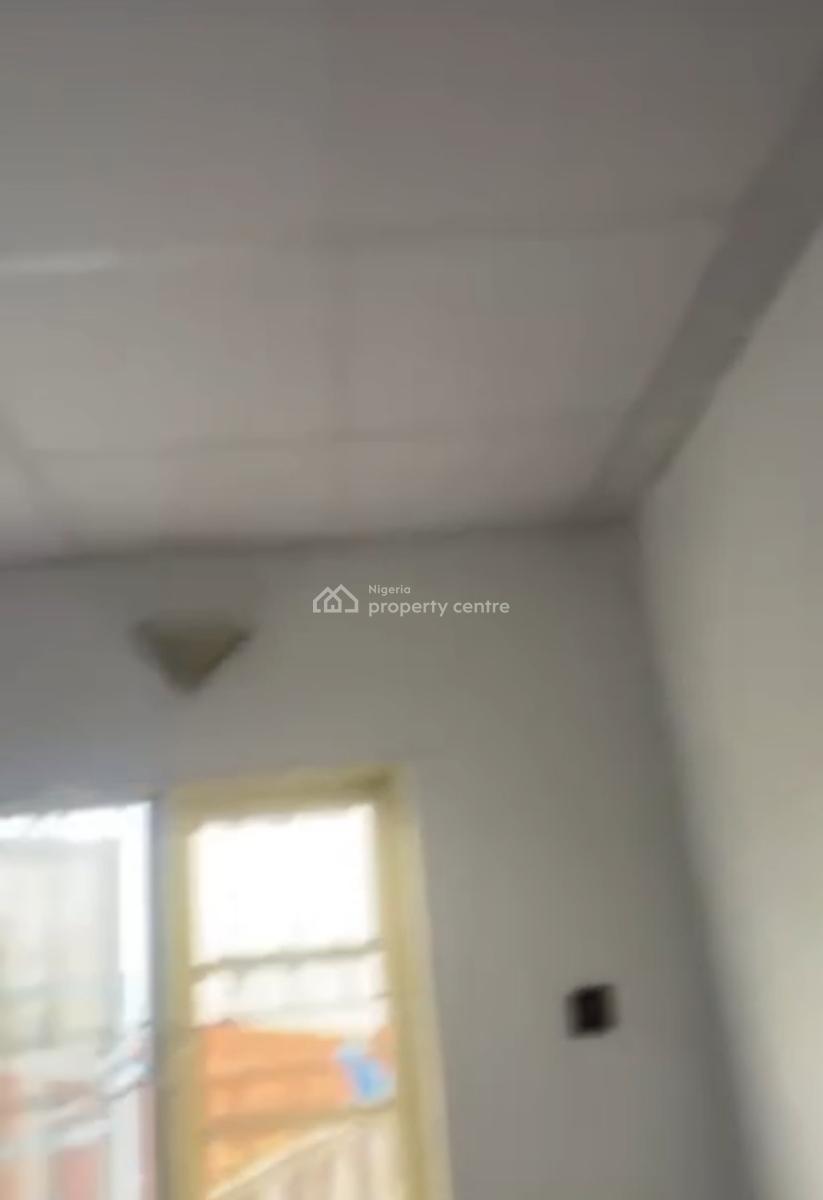 3 Bedroom Flat Upstairs, Medina, Gbagada, Lagos, House for Rent