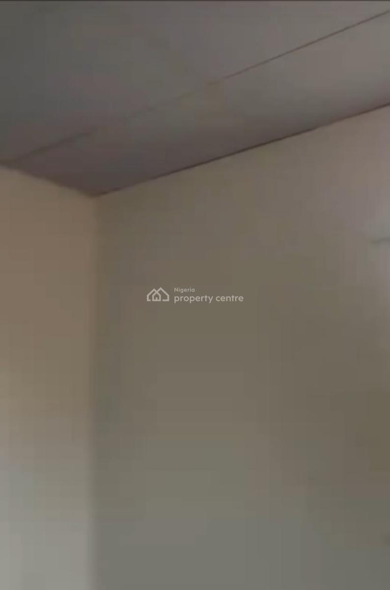 3 Bedroom Flat Upstairs, Medina, Gbagada, Lagos, House for Rent