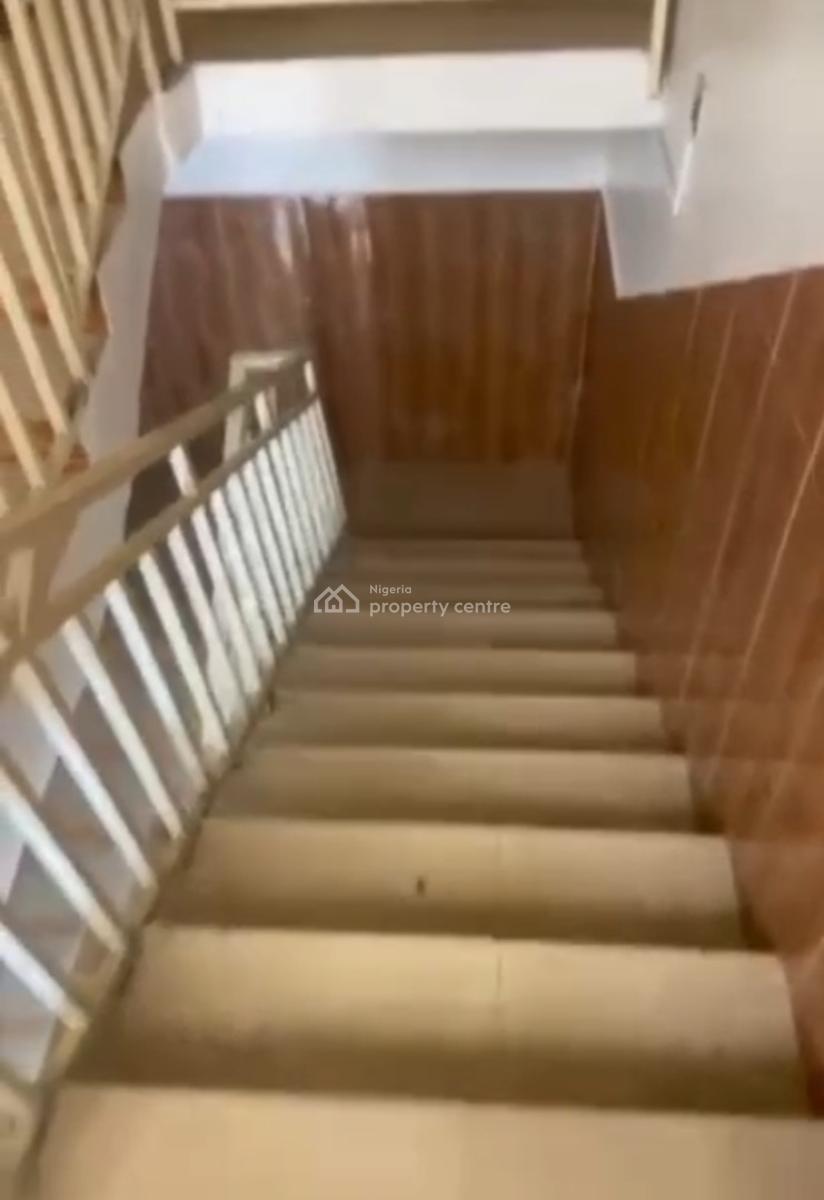 3 Bedroom Flat Upstairs, Medina, Gbagada, Lagos, House for Rent