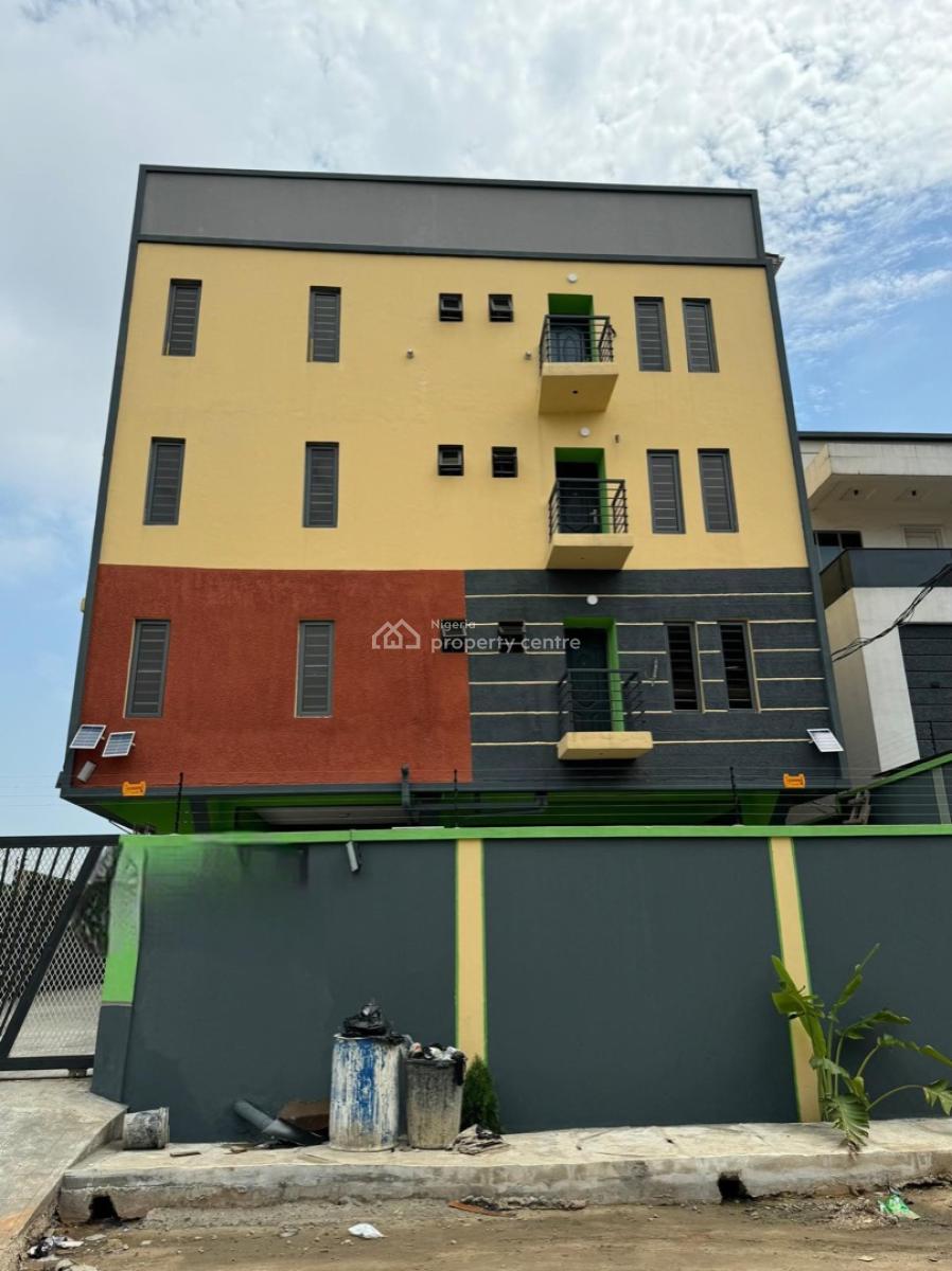Lovely Built 3 Bedroom Apartment with Bq, Yaba, Lagos, Flat / Apartment for Sale