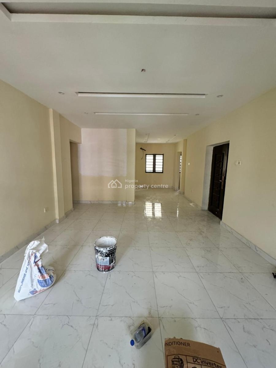 Lovely Built 3 Bedroom Apartment with Bq, Yaba, Lagos, Flat / Apartment for Sale