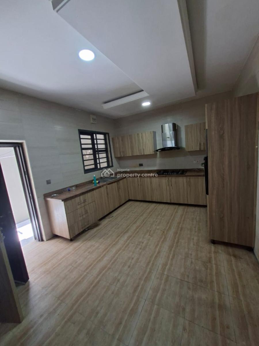 Spacious 5 Bedroom Terrace Duplex at Oniru., Oniru, Oniru, Victoria Island (vi), Lagos, Terraced Duplex for Rent