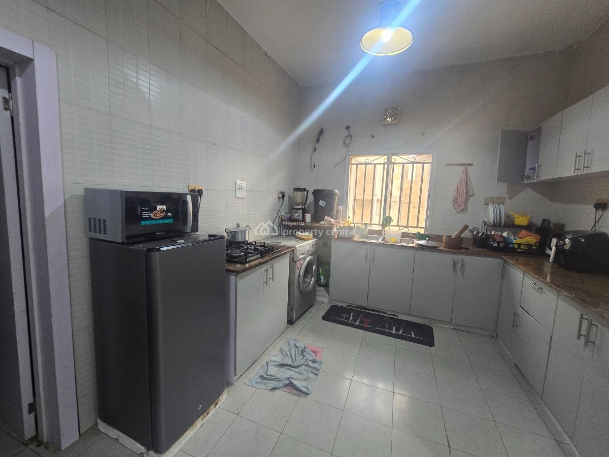 Spacious & Nicely Finished 3 Bedroom Flat with Bq, Peninsula Garden Estate, Ajah, Lagos, Flat / Apartment for Sale