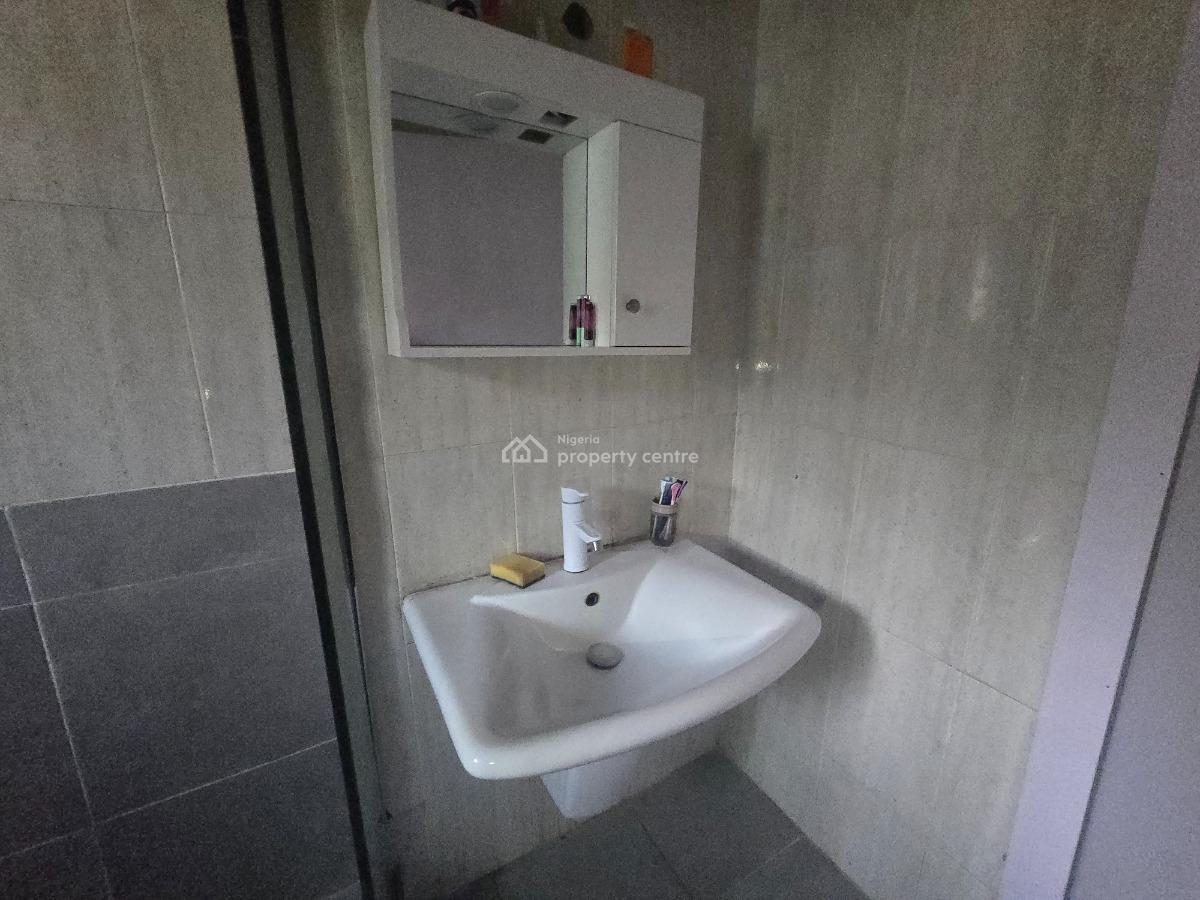 Spacious & Nicely Finished 3 Bedroom Flat with Bq, Peninsula Garden Estate, Ajah, Lagos, Flat / Apartment for Sale