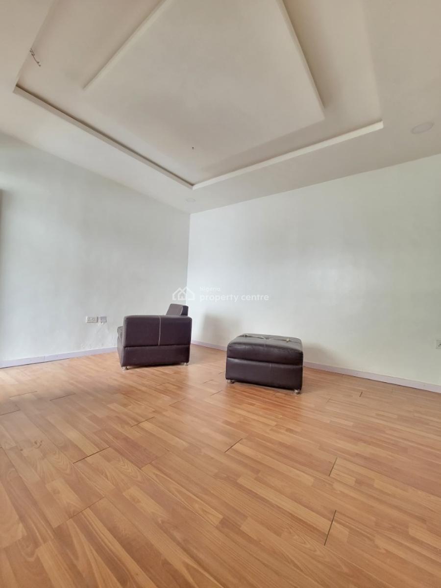 Spacious and Sharp 2 Bedroom Flat, Ologolo, Lekki, Lagos, Flat / Apartment for Rent