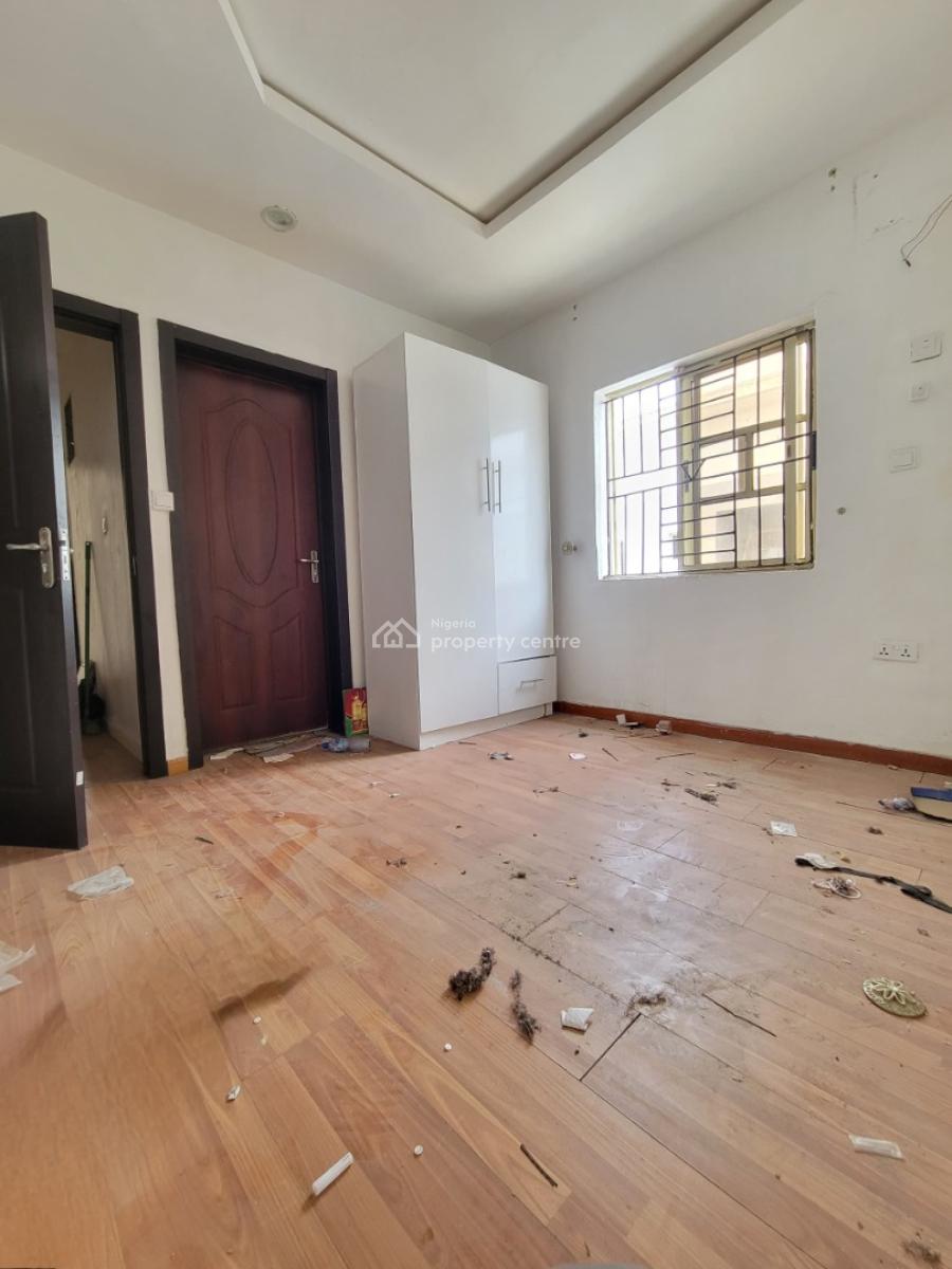 Spacious and Sharp 2 Bedroom Flat, Ologolo, Lekki, Lagos, Flat / Apartment for Rent