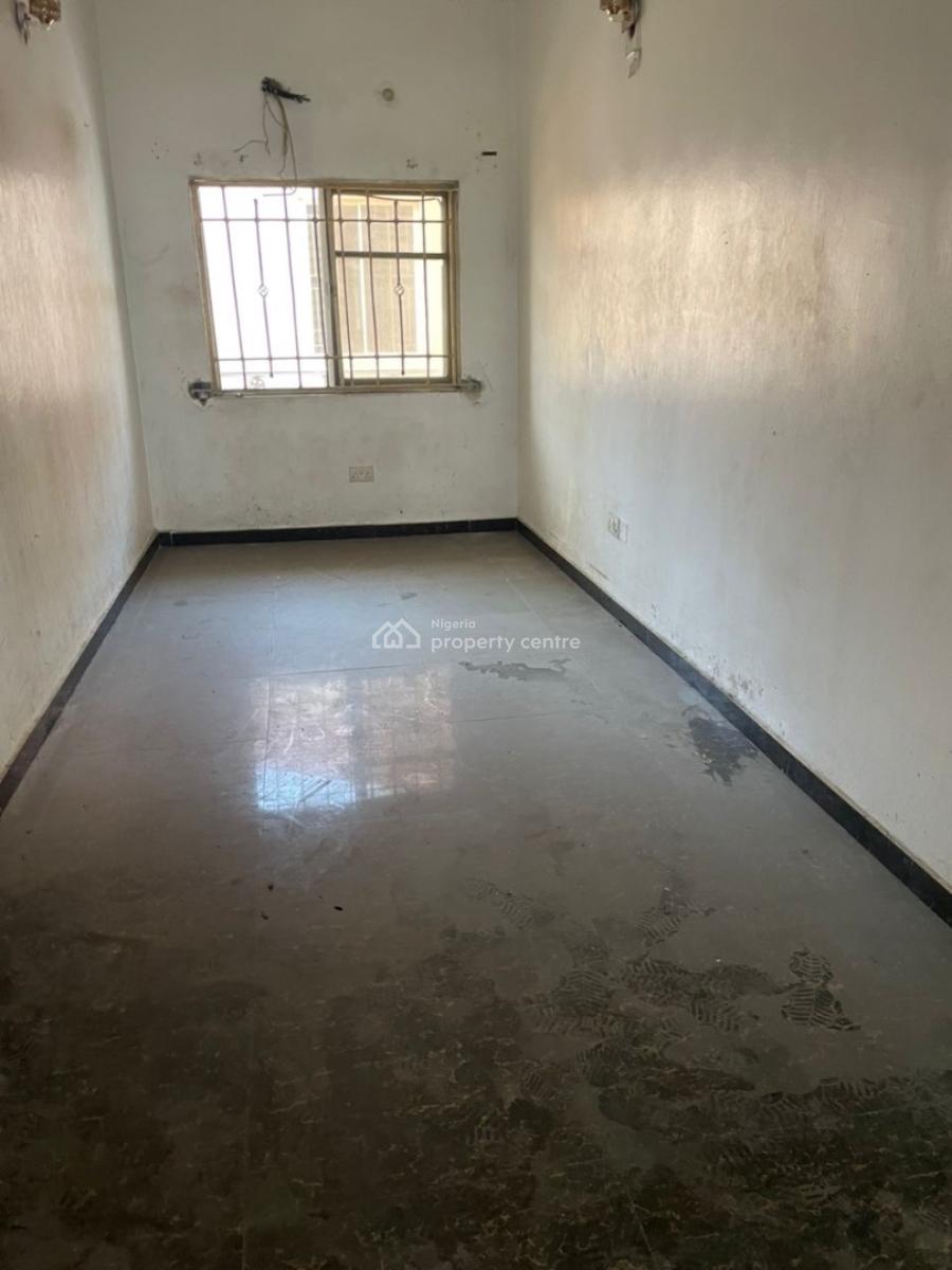 Spacious 3 Bedroom Apartment, Chevron, Lekki Expressway, Lekki, Lagos, Flat / Apartment for Sale