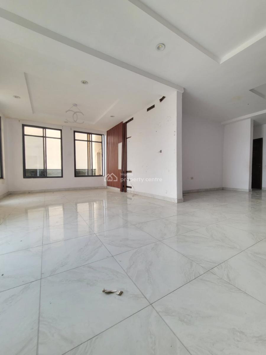 Spacious and Standard 3 Bedroom Apartment, Ologolo, Lekki, Lagos, Flat / Apartment for Rent