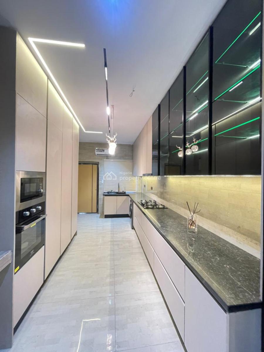 2 Bedroom Apartment, Lekki Phase 1, Lekki, Lagos, Flat / Apartment for Sale