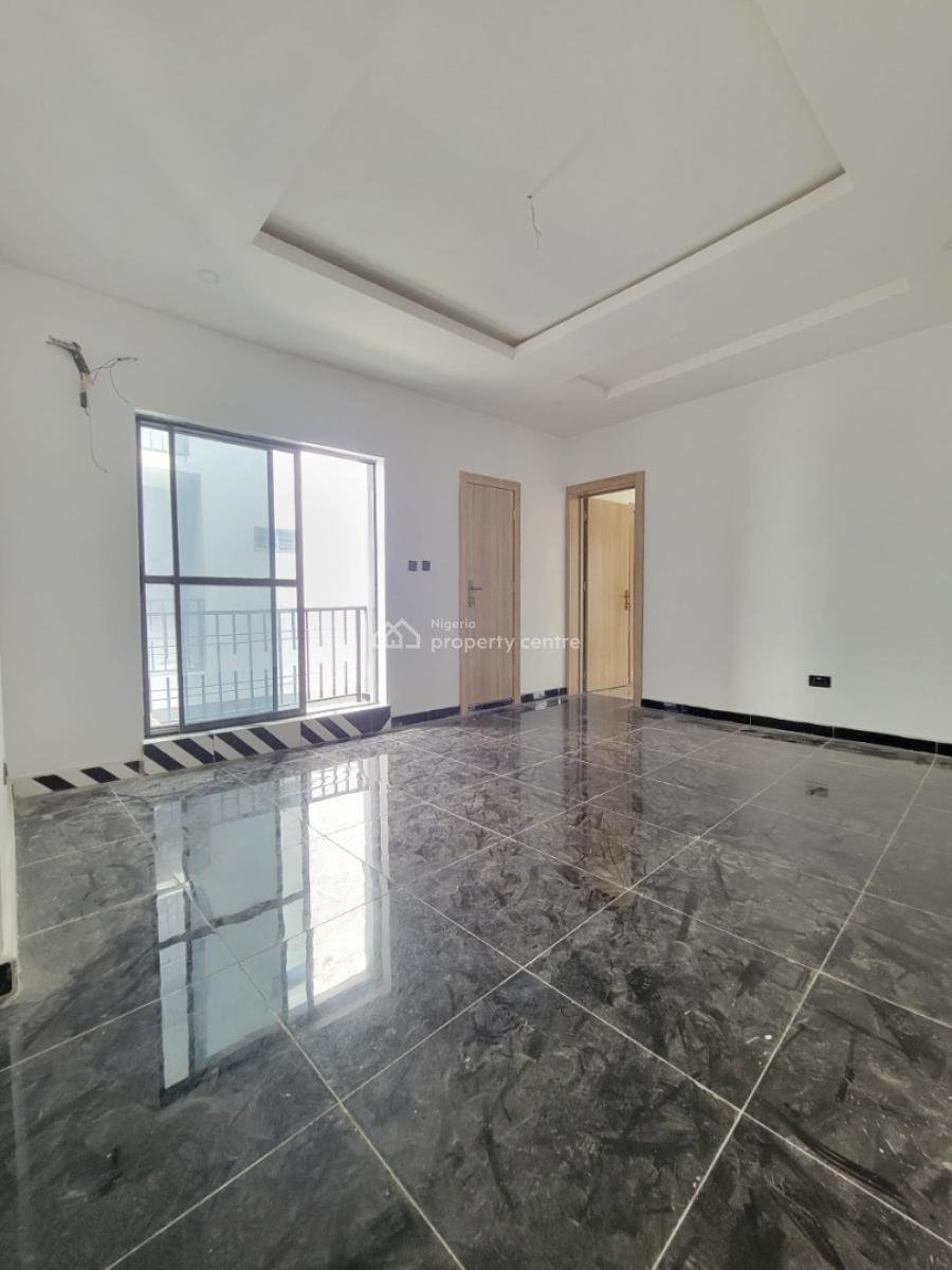Spacious and Standard 2 Bedroom Apartment, Ologolo, Lekki, Lagos, Flat / Apartment for Rent