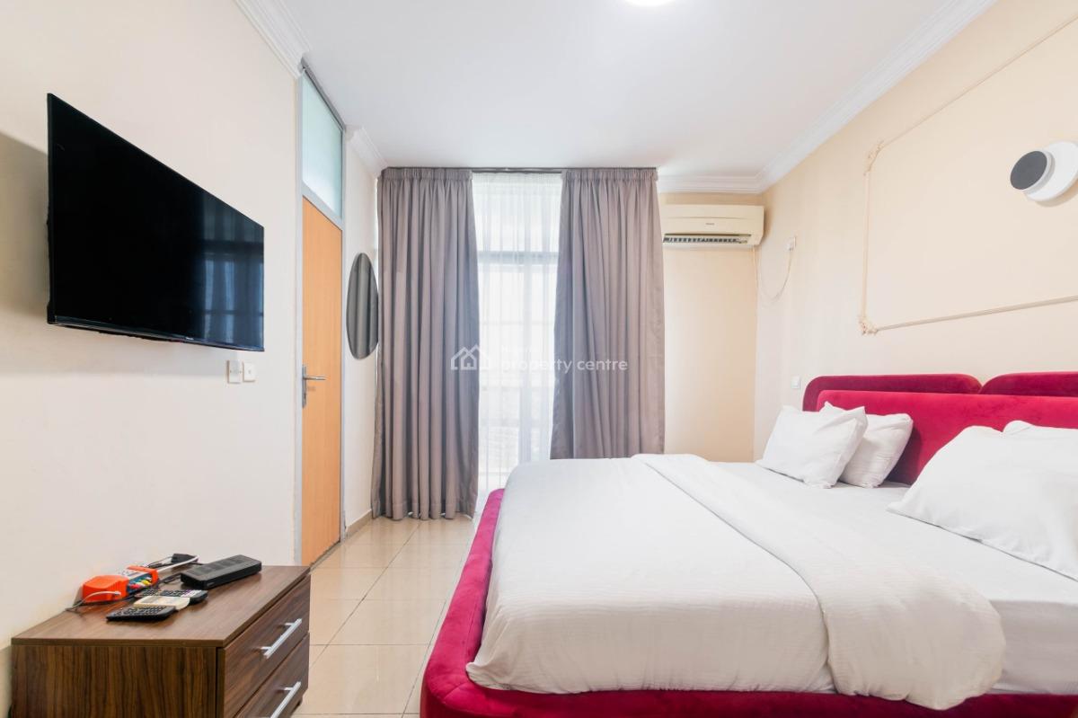 Furnished 3 Bedroom with Excellent Features, Victoria Island (vi), Lagos, Flat / Apartment for Rent