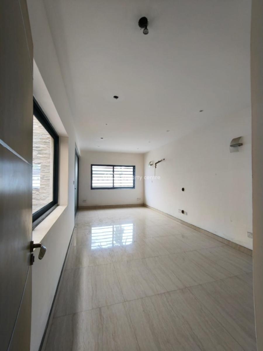 Beautiful Well Renovated 4 Bedroom Townhouse Plus Bq, Chevron, Lekki, Lagos, House for Rent