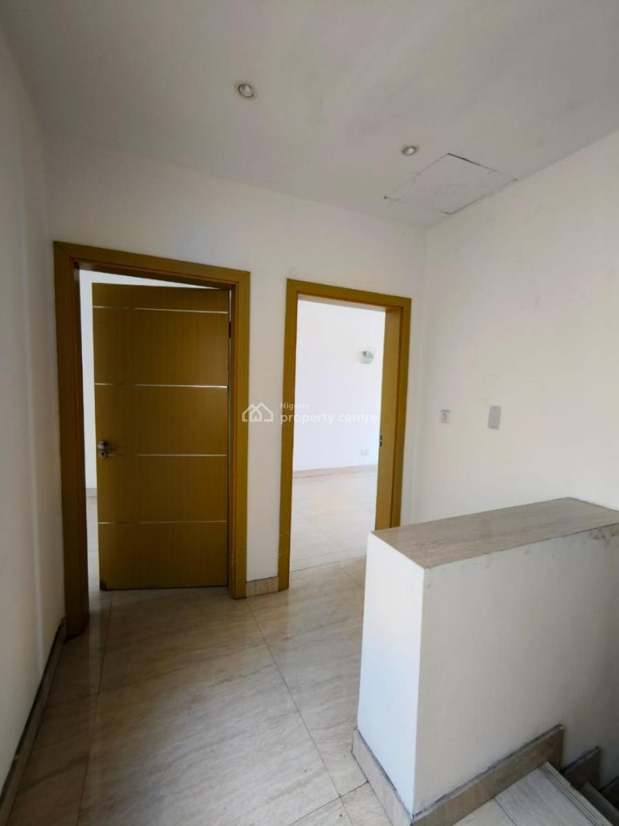 Beautiful Well Renovated 4 Bedroom Townhouse Plus Bq, Chevron, Lekki, Lagos, House for Rent