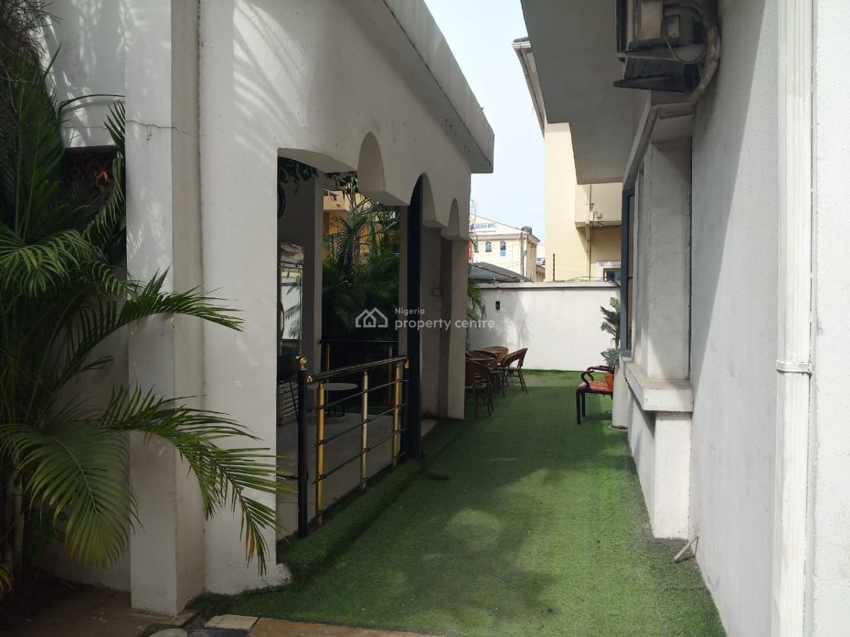 Detached 5 Bedroom Duplex with Bq  and a Swimming Pool, Idado, Lekki, Lagos, Detached Duplex for Rent