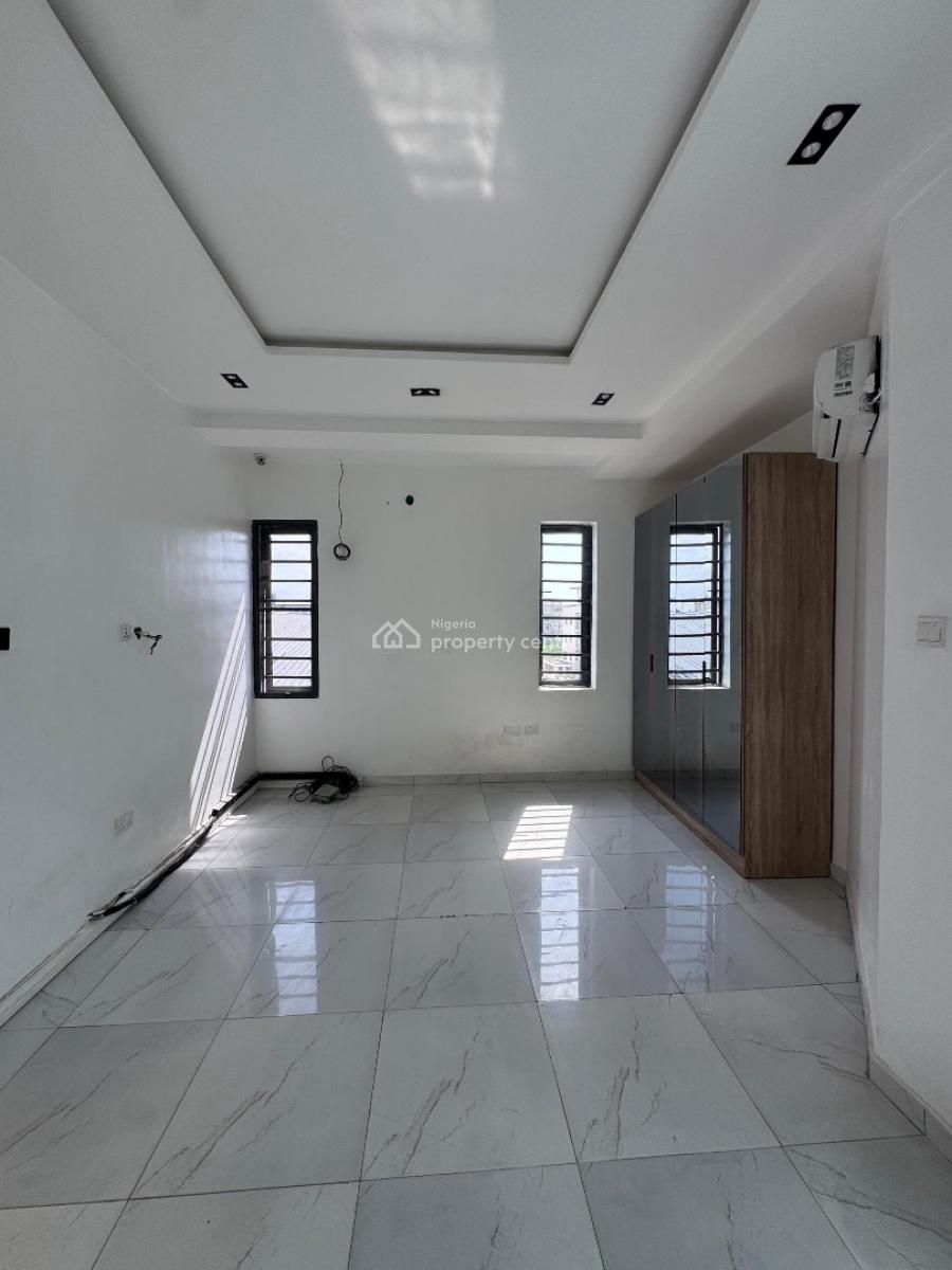 Contemporary 2 Bedroom Apartment with Swimming Pool, Ikate, Lekki, Lagos, Flat / Apartment for Sale